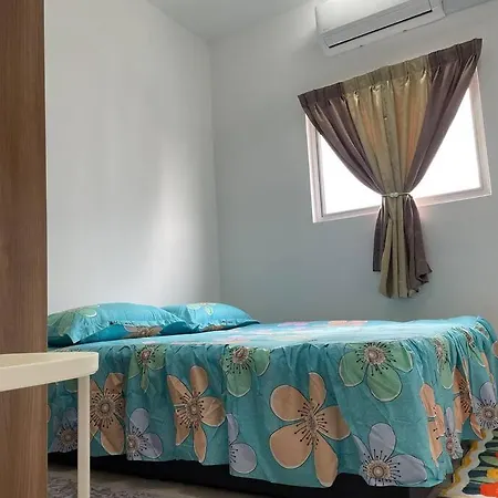 Mesra By H Family At Alanis Residence #Freewifi #Nearklia Sepang Exterior photo