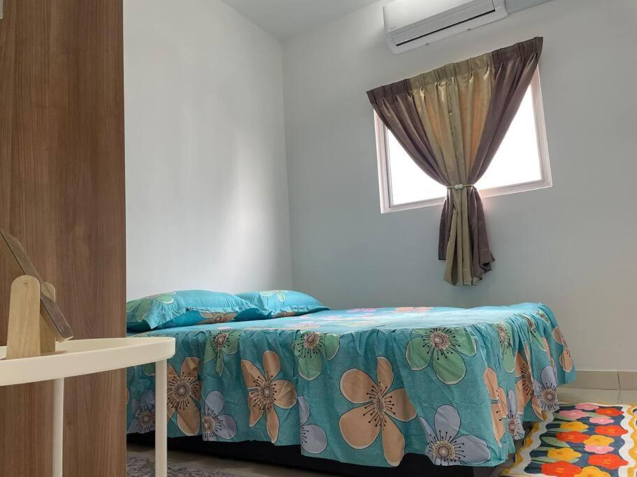 Apartment Mesra By H Family At Alanis #freewifi #nearklia